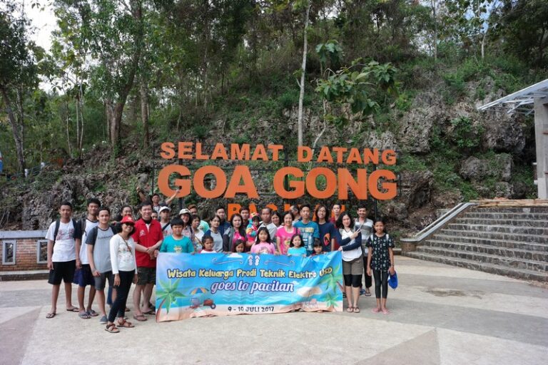 Tamu Pacitan
