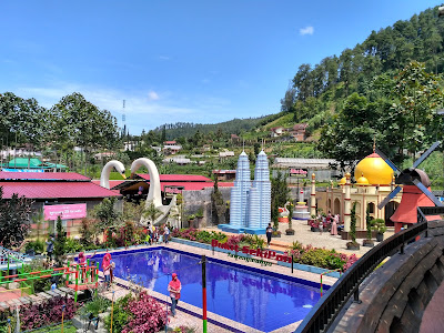 Wisata Bukit Sekipan Tawangmangu by hendra